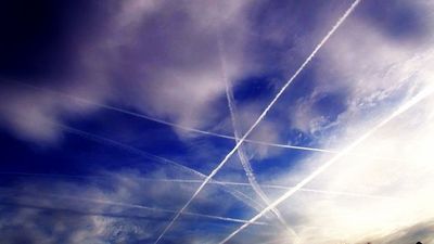 Contrails Crossing 2 copyright erie chapman 2013